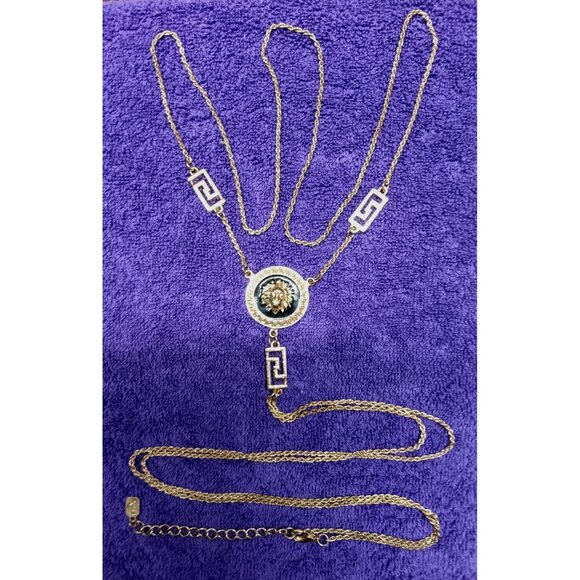 Vintage Gold Medallion Necklace With Greek Key Design & Lion Head Pendant - Picture 2 of 2